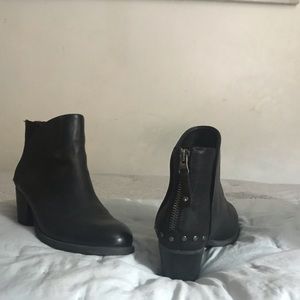 OTBT Black leather booties size 6.5